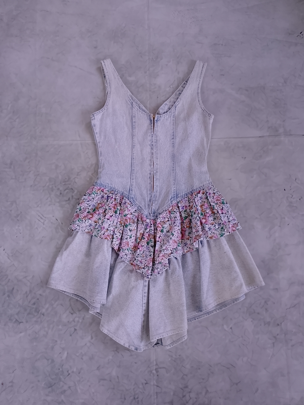 Vintage 80s 90s Acid Wash  Floral Ruffle Mini Short Dress - Picture 2 of 12